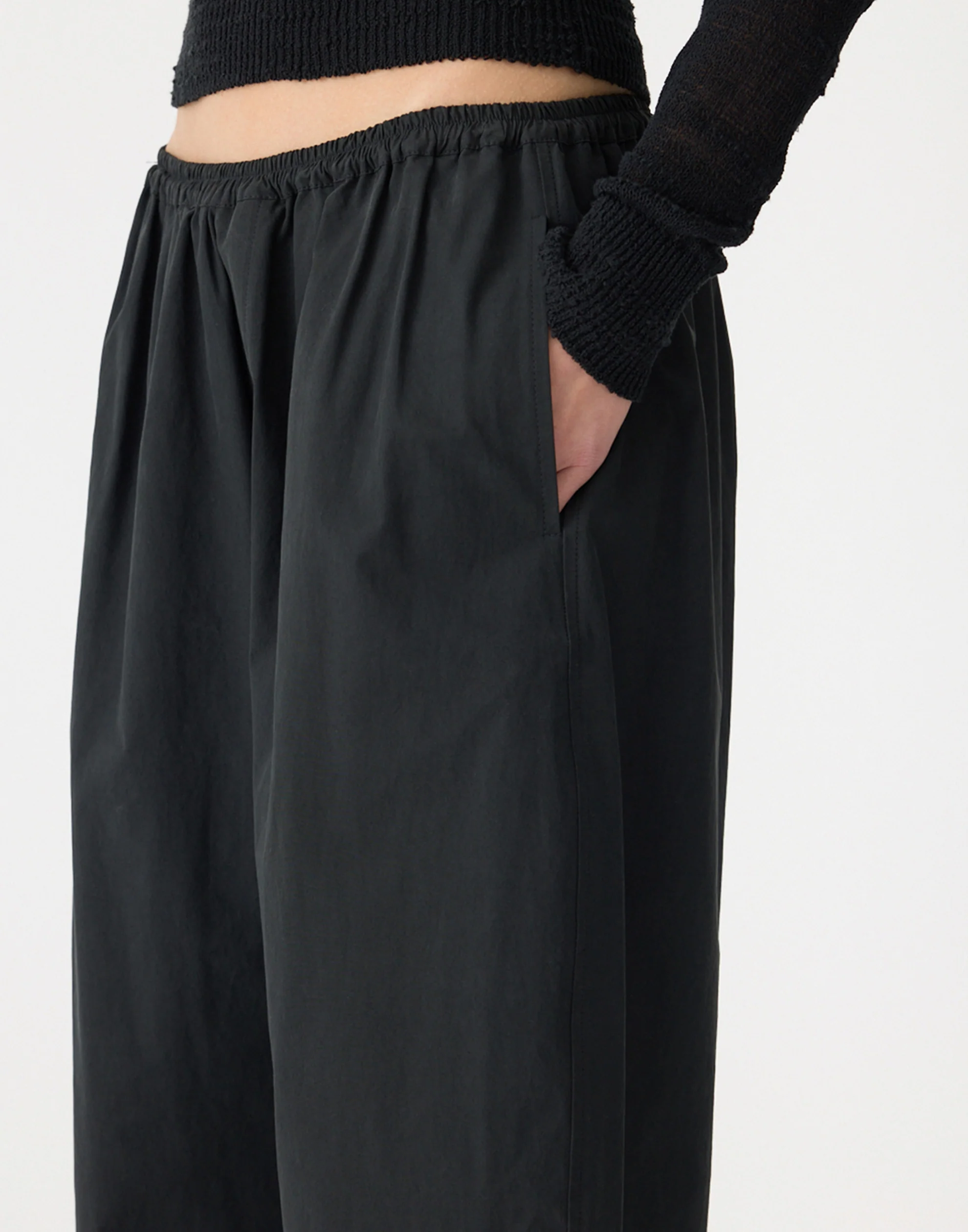 Black Crushed Cotton Gathered Pant - Image 3