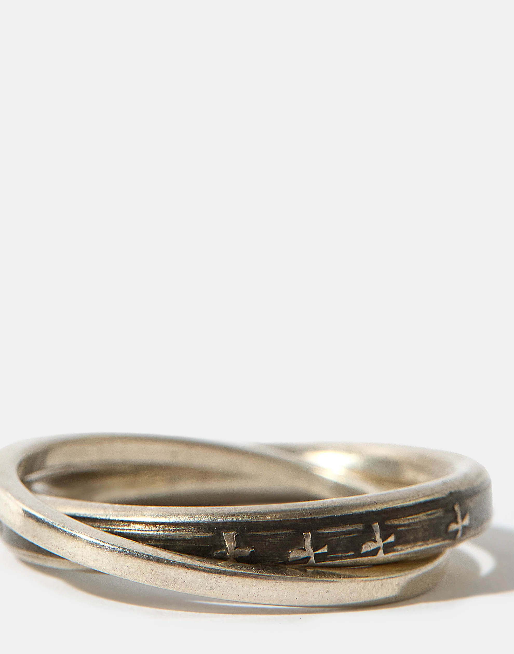 Silver Rig Unite Ring - Image 4