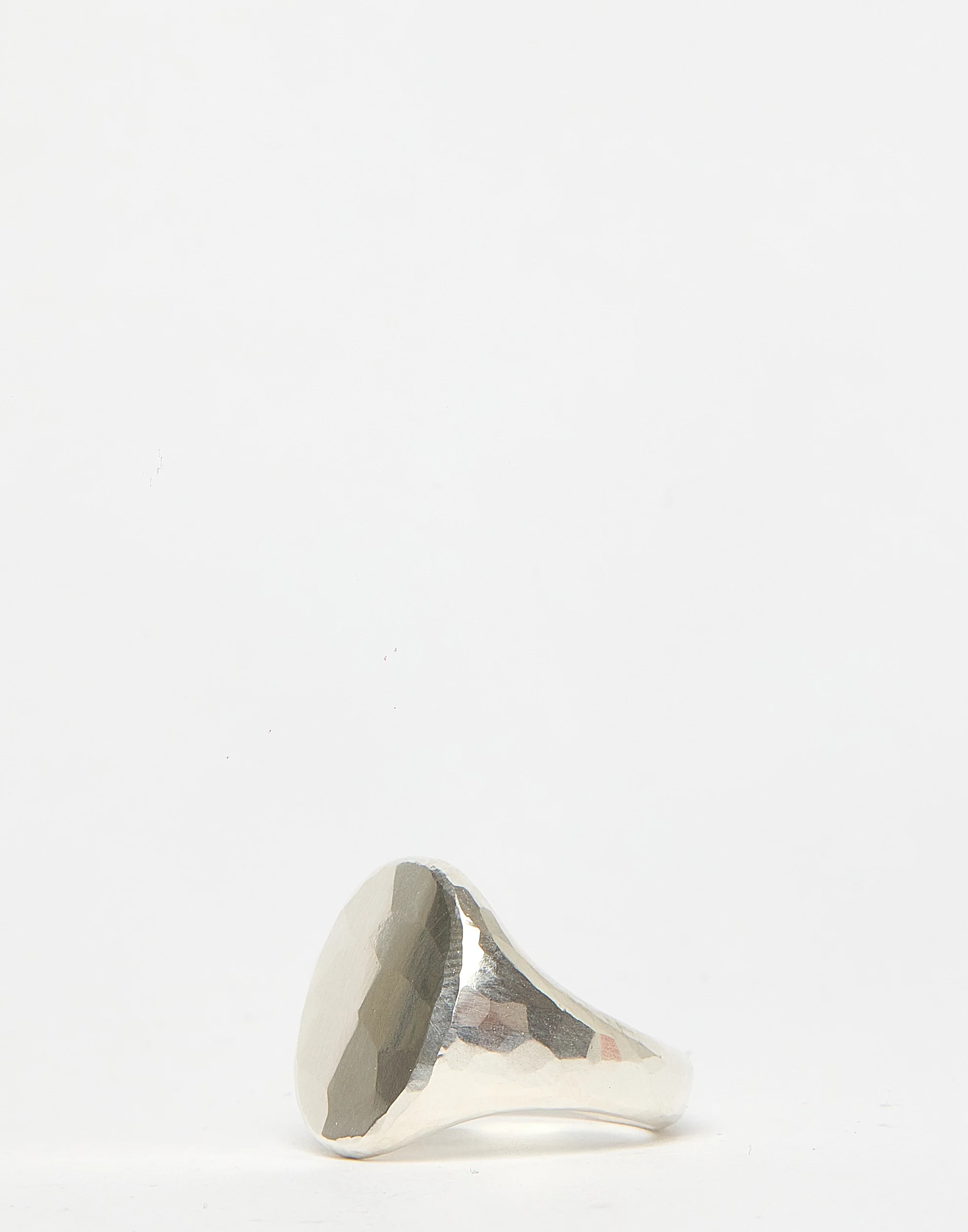 Silver Hammered Oval Signet Ring - Image 3
