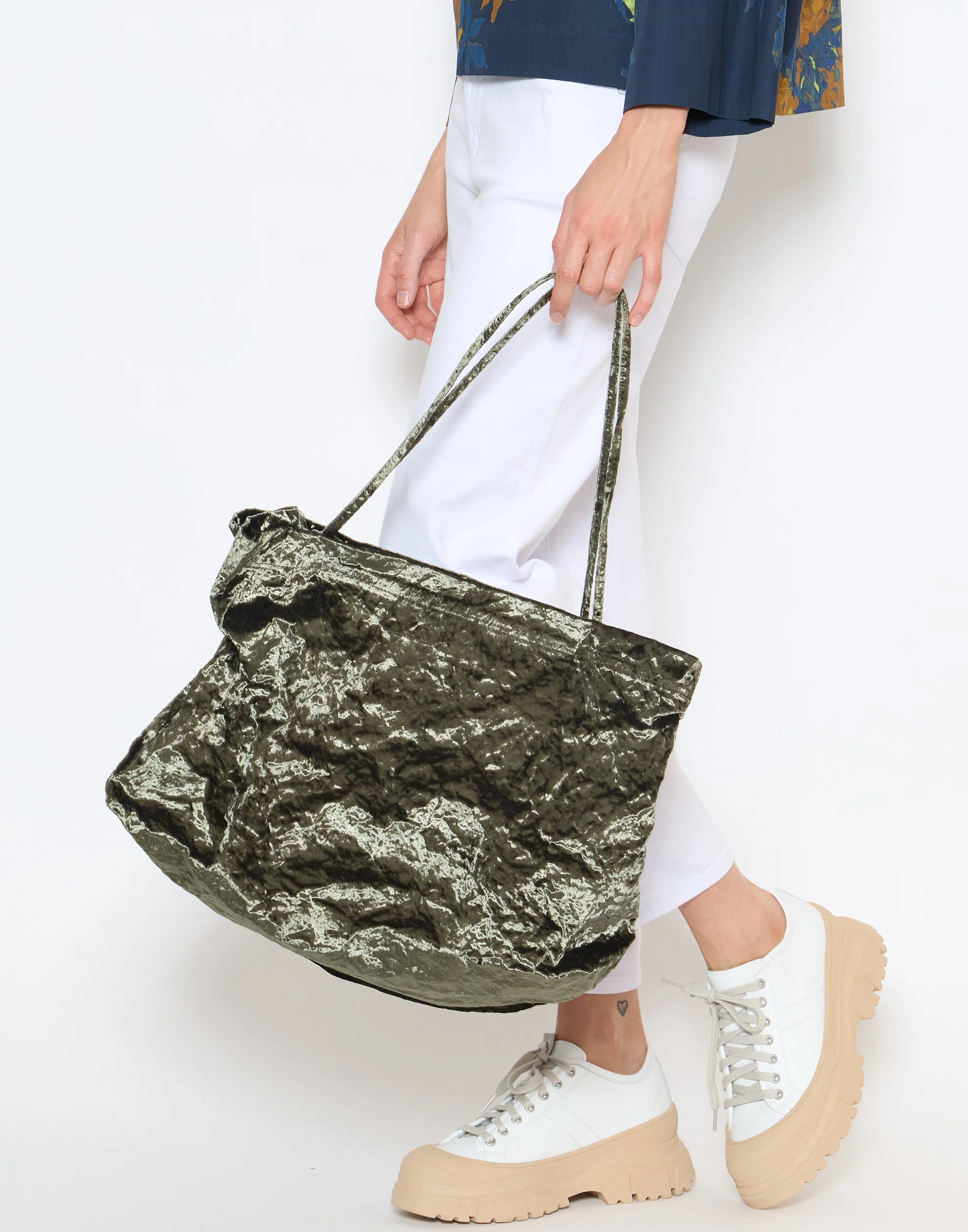 Khaki Velvet Maxi Tote Bag - Image 2